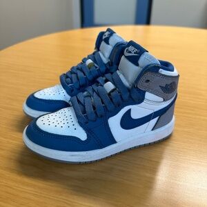 Jordan 1 Retro High OG ‘True Blue’ (PS)